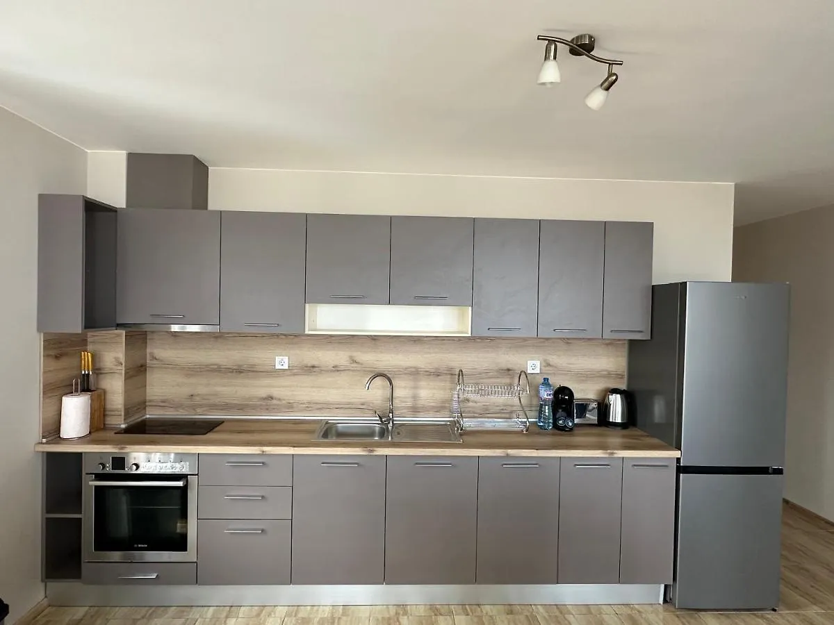 Апартамент Бриз Apartment Varna Bulgaria